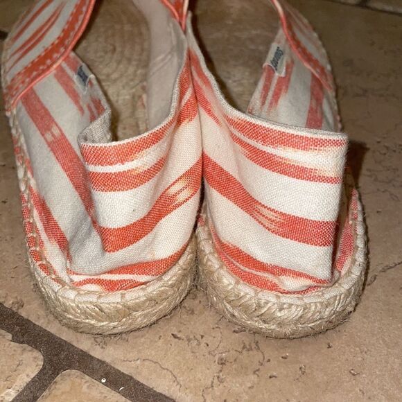 Soludos Res & White Ikat Espadrilles - Picture 9 of 9